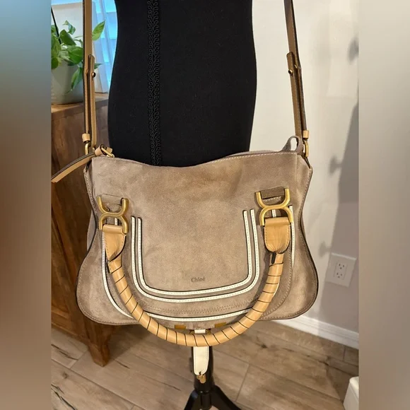 CHLOE
Marcie Medium, Motty Grey Suede - Picture 2 of 16